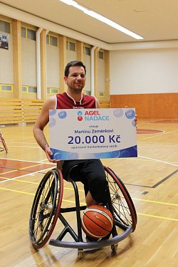 Reprezentant českého národního týmu v basketbalu t