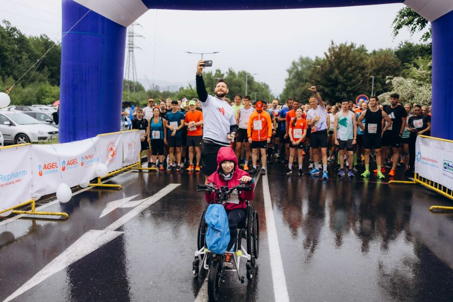 Start Těšínské osmičky v roce 2025 s Lukášem Krpálkem na startu Start Těšínské osmičky v roce 2025 s Lukášem Krpálkem na startu