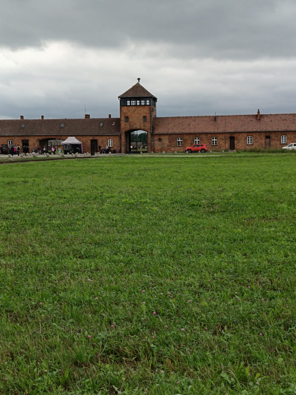 Auschwitz II – Birkenau Auschwitz II – Birkenau