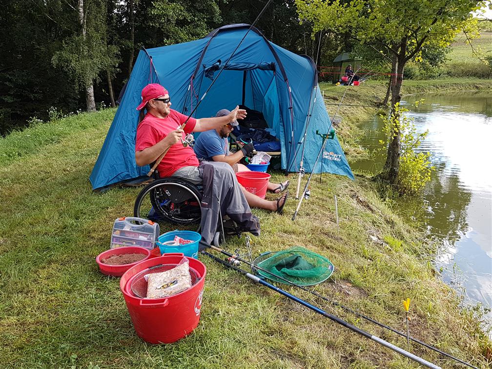 Závody handicapovaných rybářů